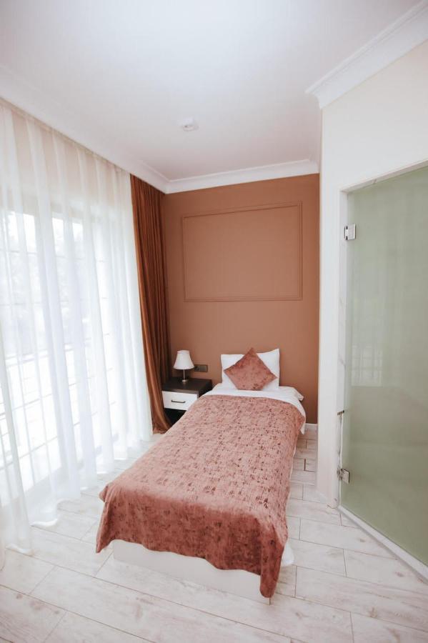 Castle Resort Spa Hotel イスマユル エクステリア 写真